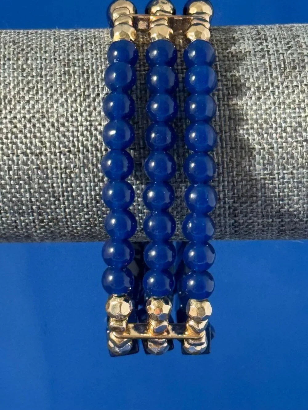 Avon Signature Spring Fling Triple Strand Stretch Bracelet Set Red White Blue